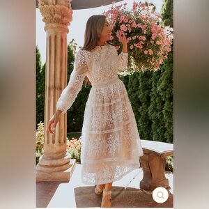 SICILY DRESS size XS. In an excellent condition 💗 Worn once to a gathering